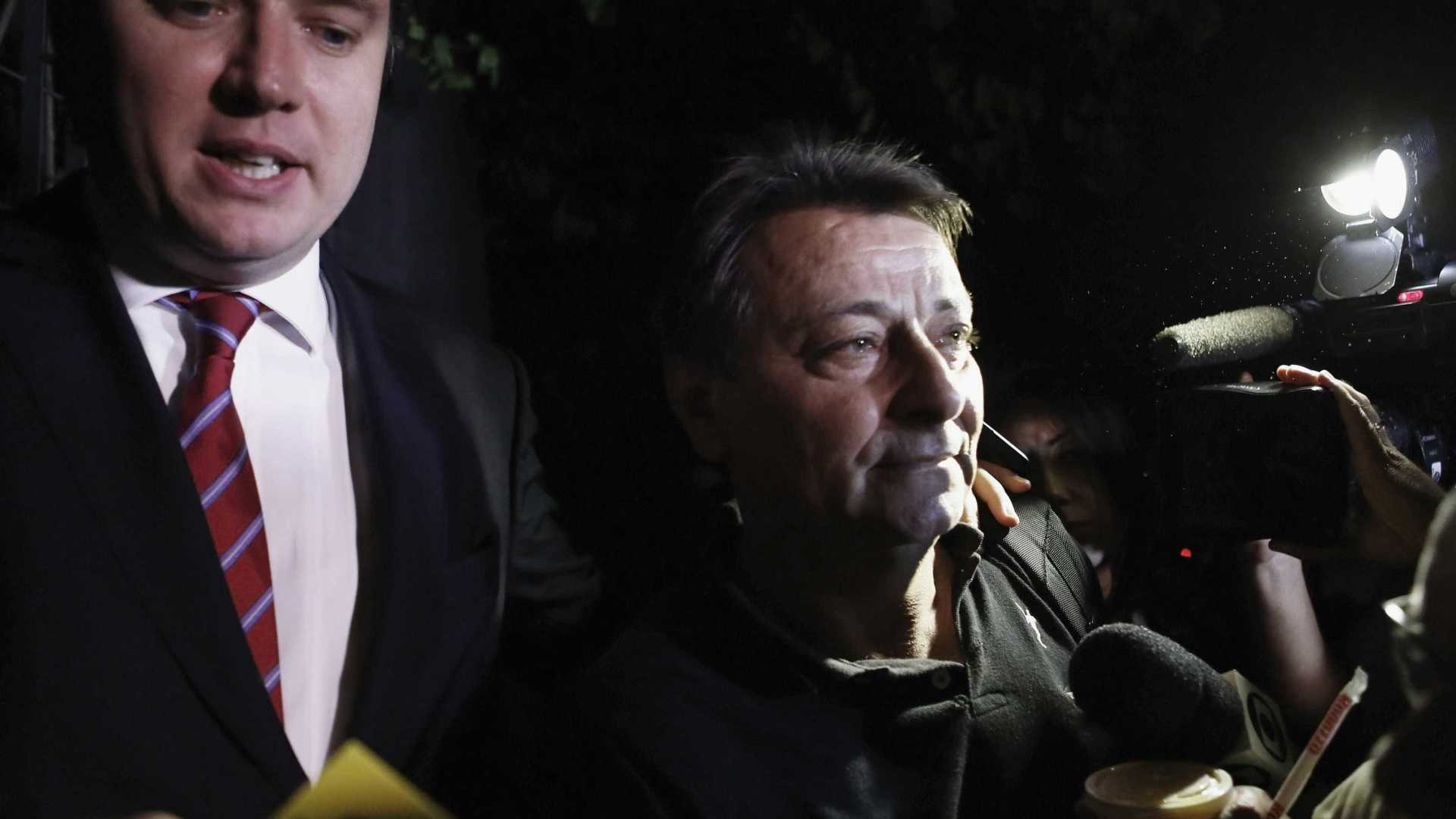 PF tenta negociar rendição com advogados de Battisti