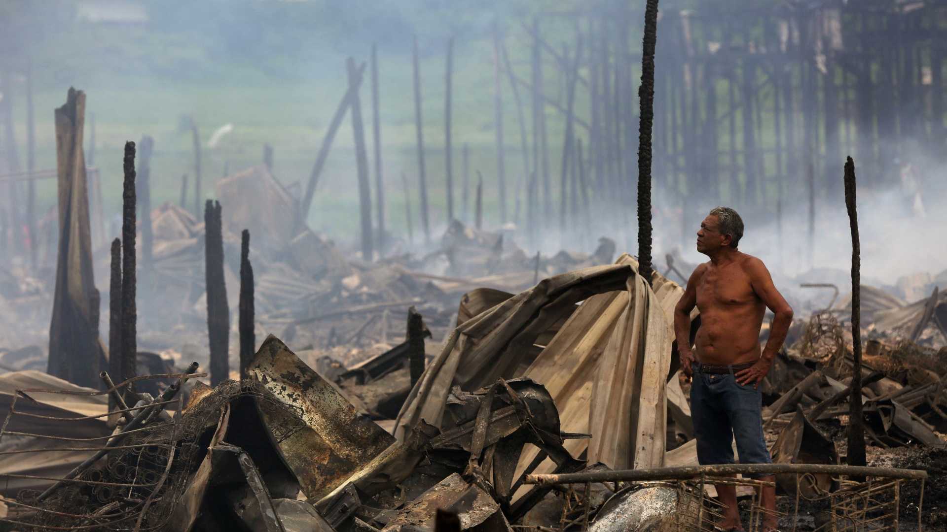 AM pede R$ 50 mil para cada família afetada por incêndio em Manaus