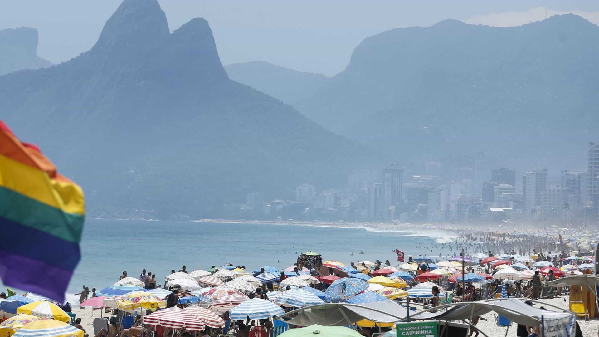 Rio tem dia de sol forte, mas pode ter chuva no Natal