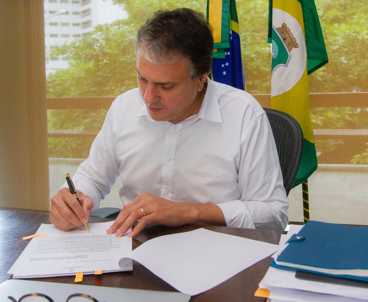Governador sanciona leis de combate ao crime organizado