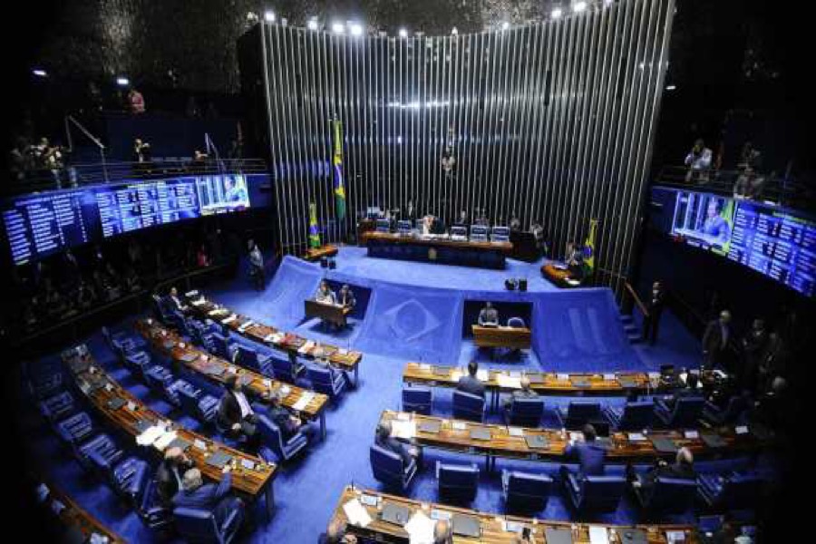 Posse de senadores e eleição da Mesa serão dia 1º de fevereiro