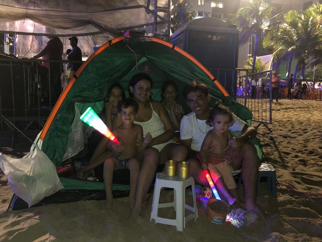 Família percorre mais de mil quilômetros para celebrar o Ano Novo no Recife