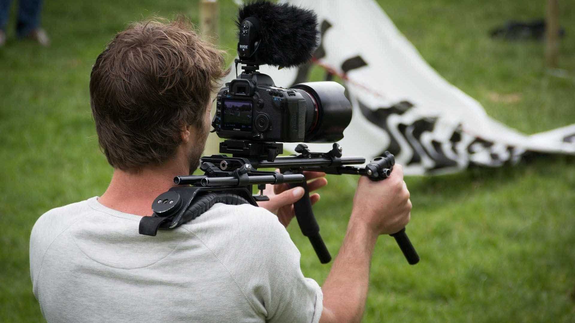 Abraji aponta 156 ataques a jornalistas no Brasil em 2018