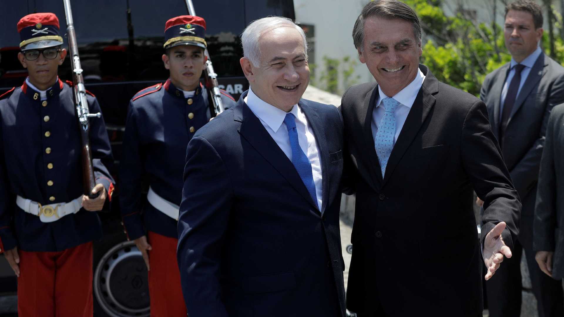 Bolsonaro diz que ajuda de Israel chega ao meio-dia deste domingo