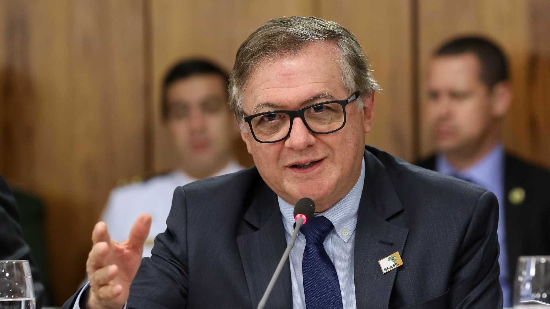 Escolas de elite divulgam carta com críticas ao ministro da Educação