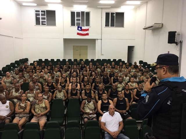 Policiais militares enviados ao Ceará para combater onda de ataques voltam para a Bahia