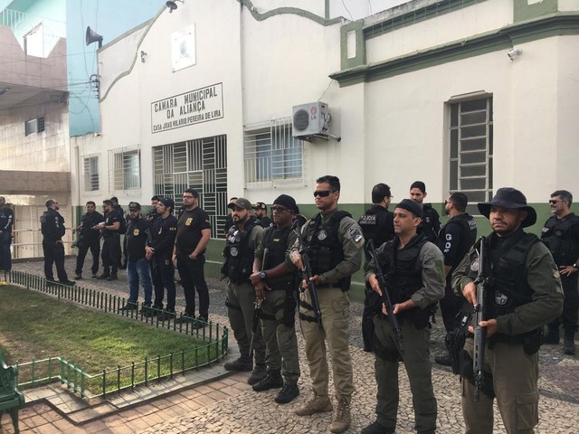 18 policiais já morreram e mais de 7 mil foram afastados devido à Covid-19 no Ceará