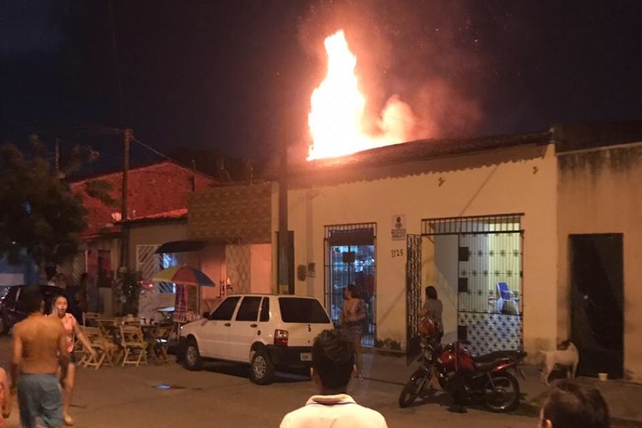 Vazamento de gás causa explosão, incêndio e morte em pizzaria na Capital