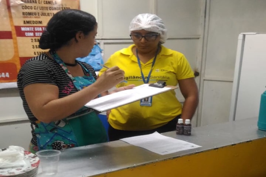 Vigilância Sanitária do Crato realiza ação educativa em dois pontos turísticos da cidade