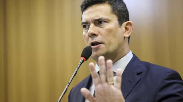 É prematuro falar em responsabilidades, diz Moro sobre laranjas