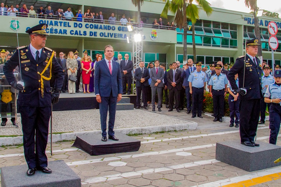 Governador participa de solenidade de mudança de comando na Polícia Militar