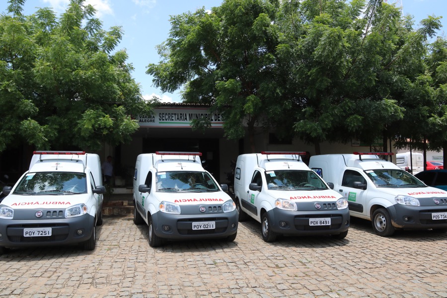 Saúde: Várzea Alegre recebe 4 novas ambulâncias para renovar frota