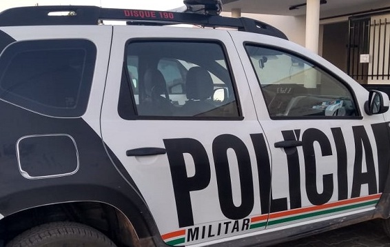 Mulher grávida passa mal após ladrão tentar pular em sua residência e é socorrida pela Polícia Militar
