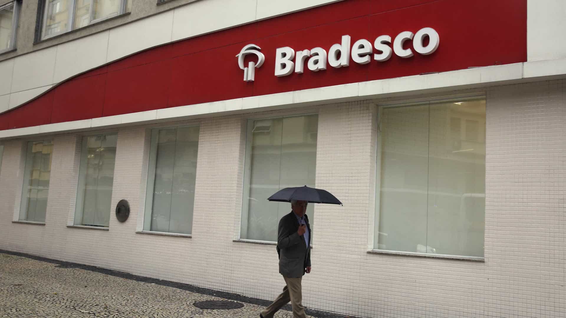 Lucro dos grandes bancos passa dos R$ 73 bi e supera gasto com calotes