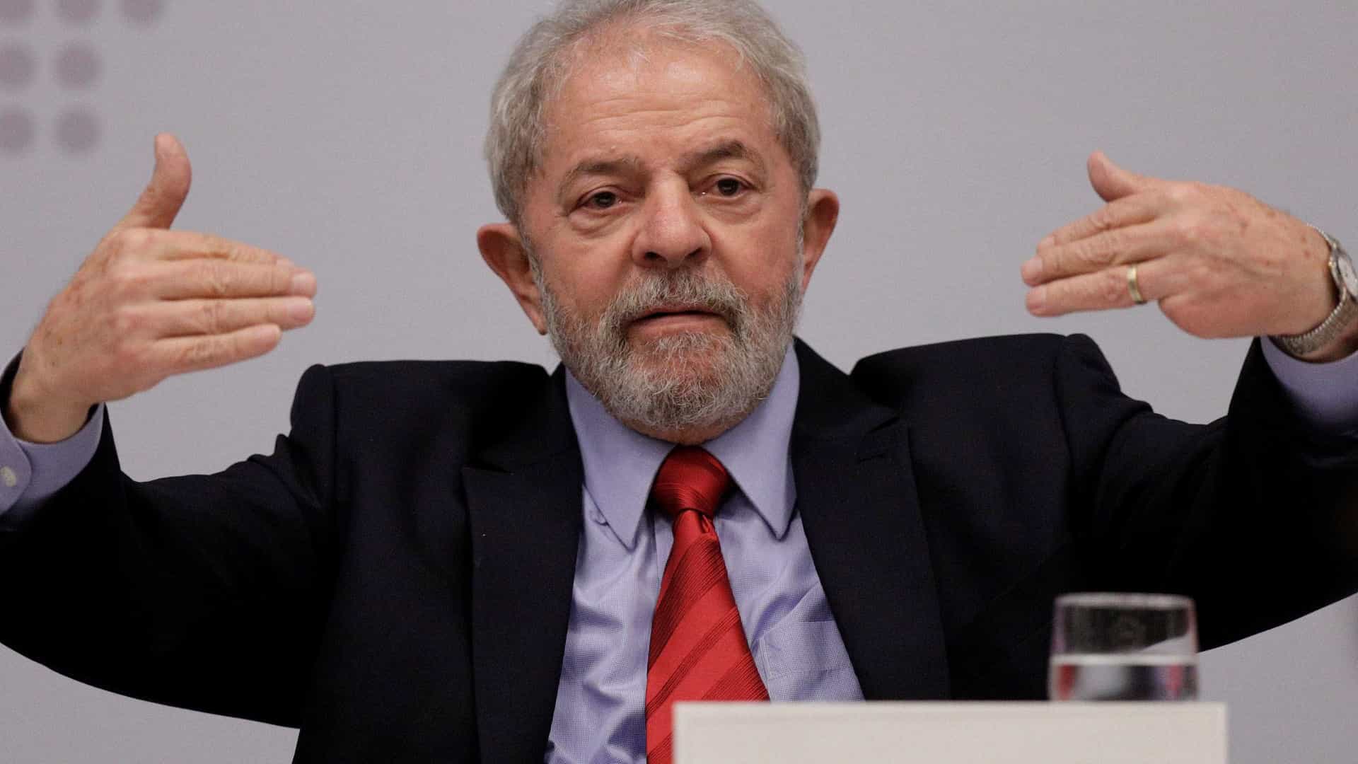Nova sentença reforça debate sobre prisão domiciliar de Lula