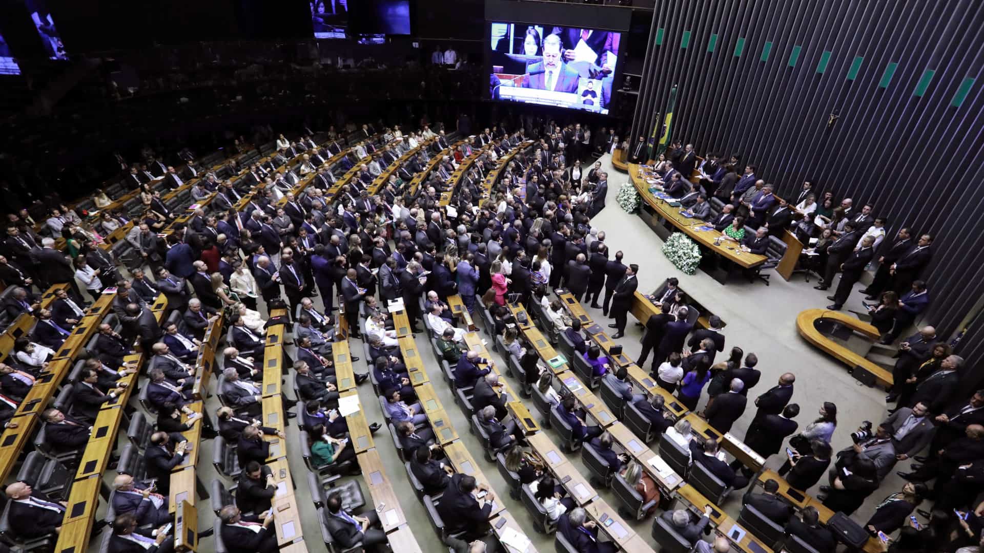 Texto da reforma da Previdência é preparado para cortes