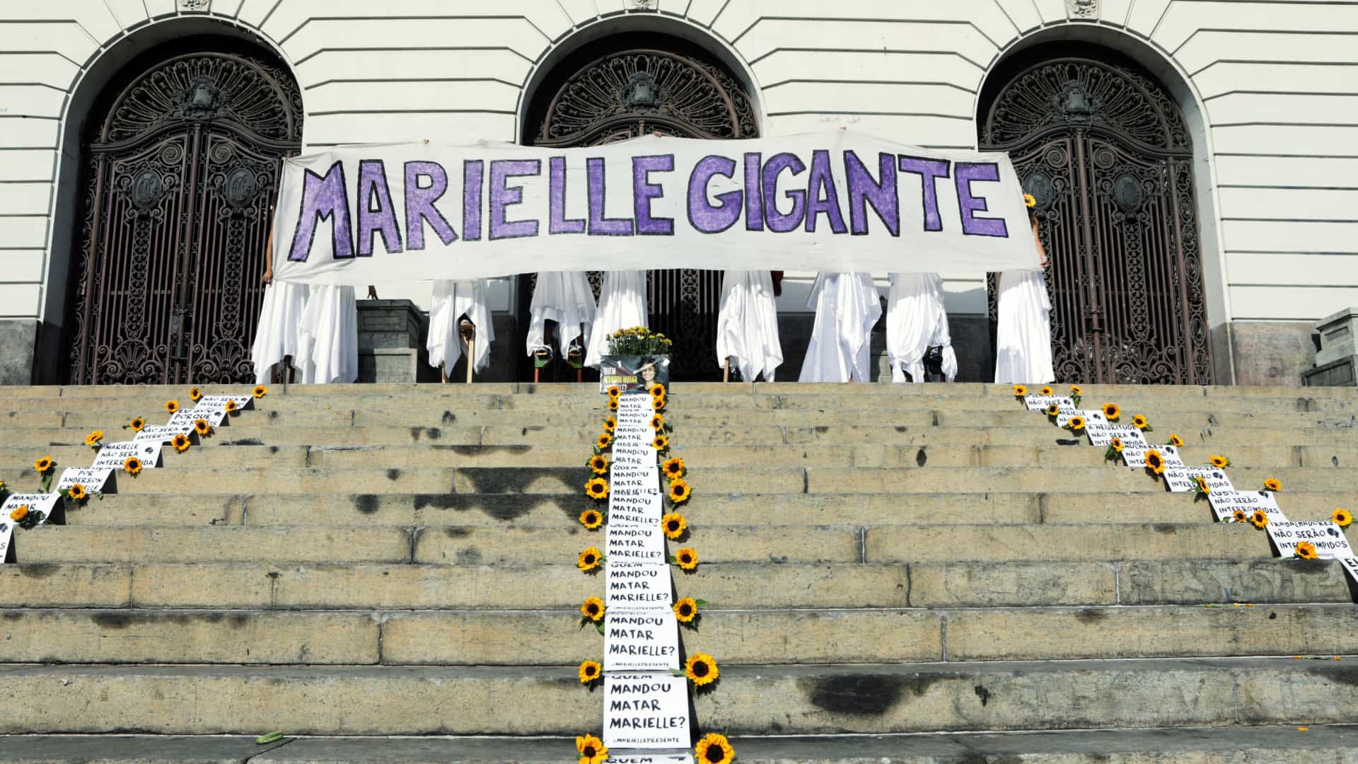 Um ano após crime, Rio é tomado por homenagens à Marielle e Anderson
