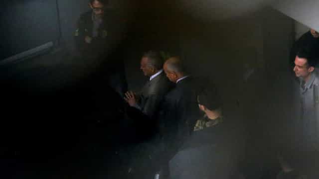Temer e Moreira Franco passam primeira noite em prisões no RJ