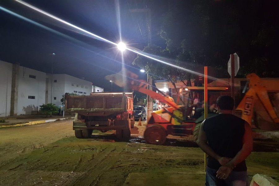 Prefeitura do Crato intensifica limpeza da cidade após enchente do Rio Granjeiro