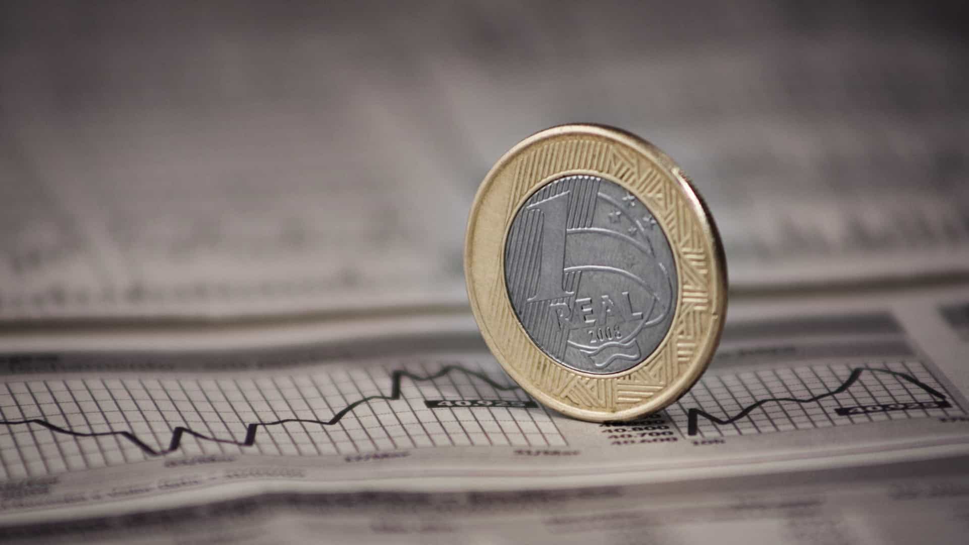 Bancos sobem juro do rotativo apesar de crediário com taxas