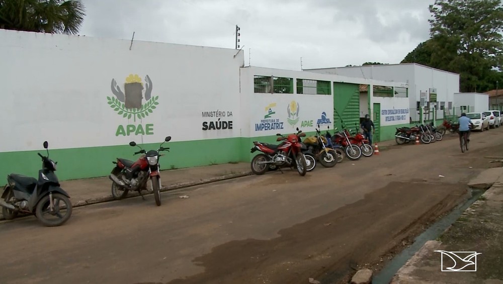 Parentes de pessoas com síndrome de down denunciam falta de transporte para pacientes no MA