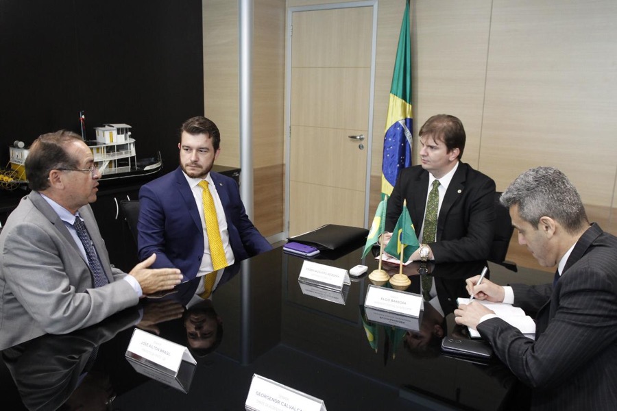 Em Brasília, Prefeito Zé Ailton Brasil busca solução para sanar problema do canal do Rio Granjeiro