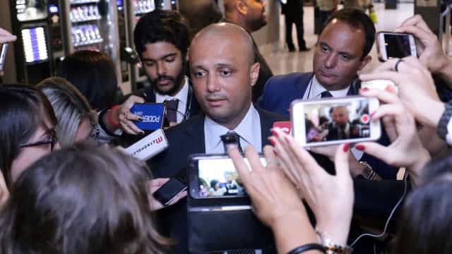 Base de apoio ao governo pode chegar a 372 deputados, diz líder
