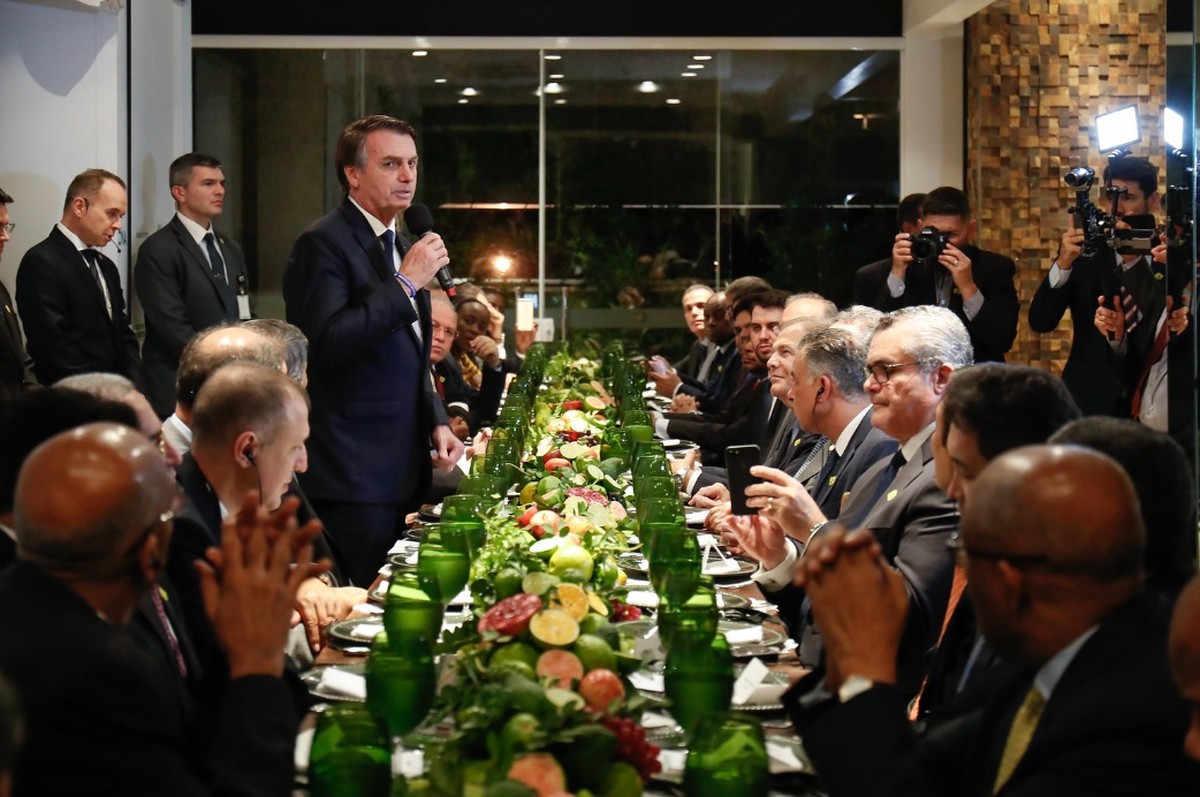 Após jantar com Bolsonaro, CNA diz que ‘mal-entendido’ com países islâmicos é ‘página virada’
