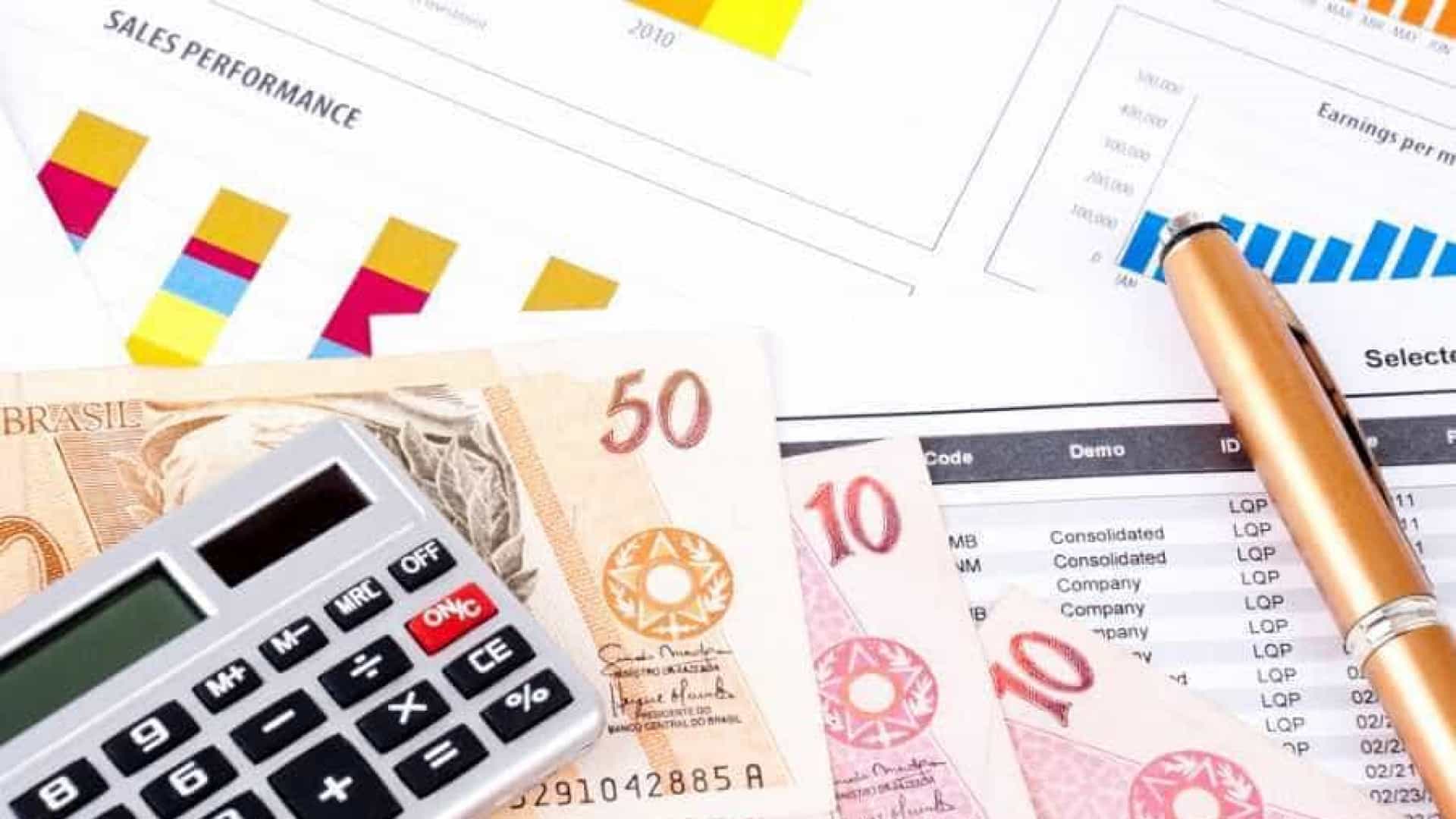 PIB fica estável no trimestre encerrado em fevereiro