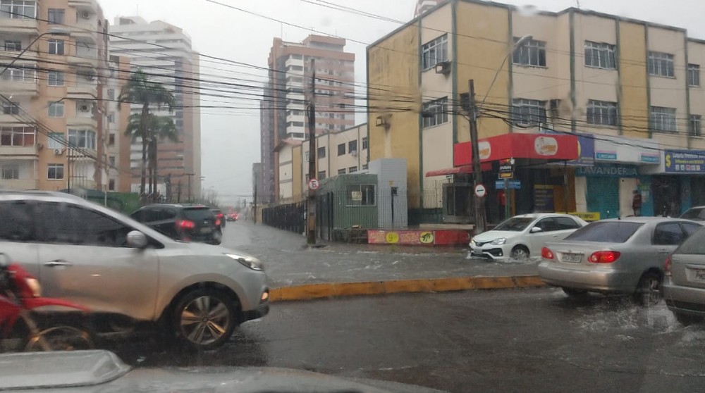 Ceará pode ter chuvas intensas e ventos de até 60 km/h nesta sexta, alerta Inmet