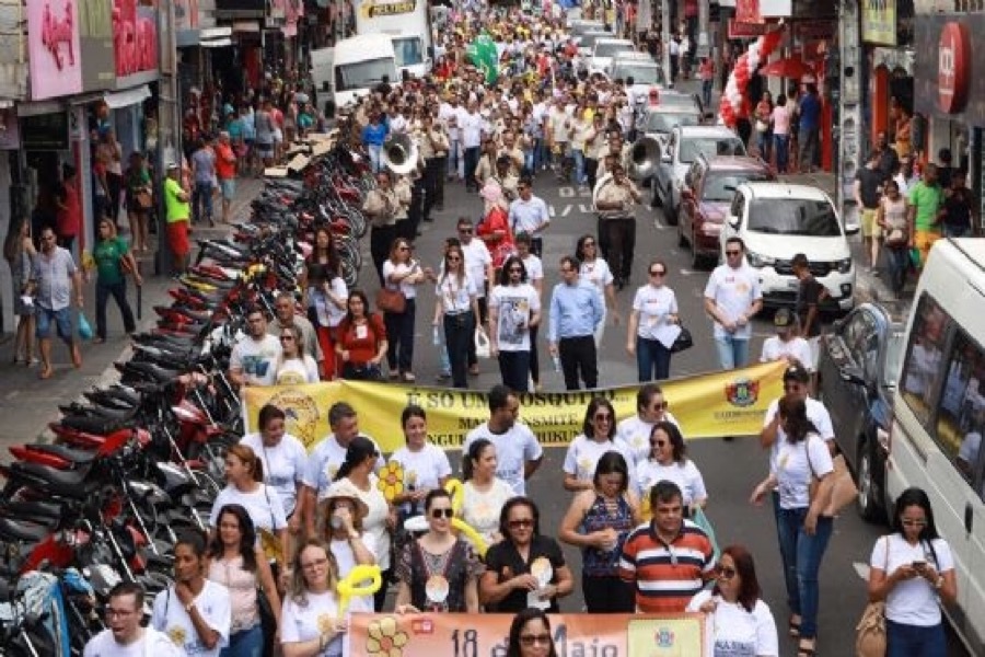 Caminhada Faça Bonito leva multidão às ruas de Juazeiro do Norte