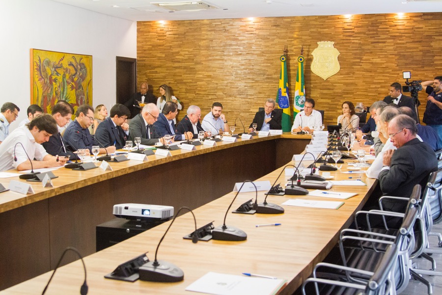 Governador reúne bancada federal e reitores para discutir corte de recursos de universidades federais