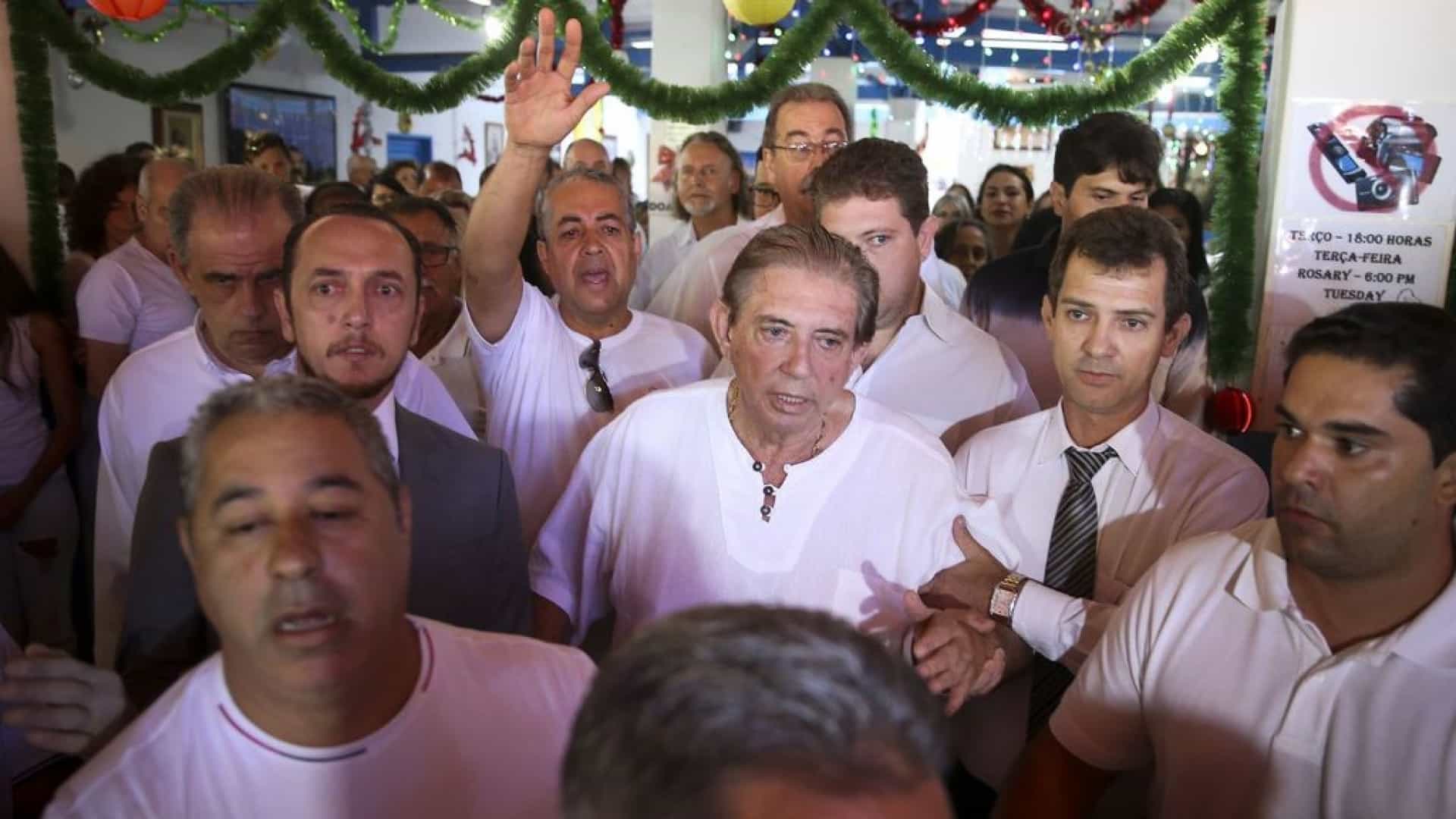 STJ decide prorrogar internação médica de João de Deus