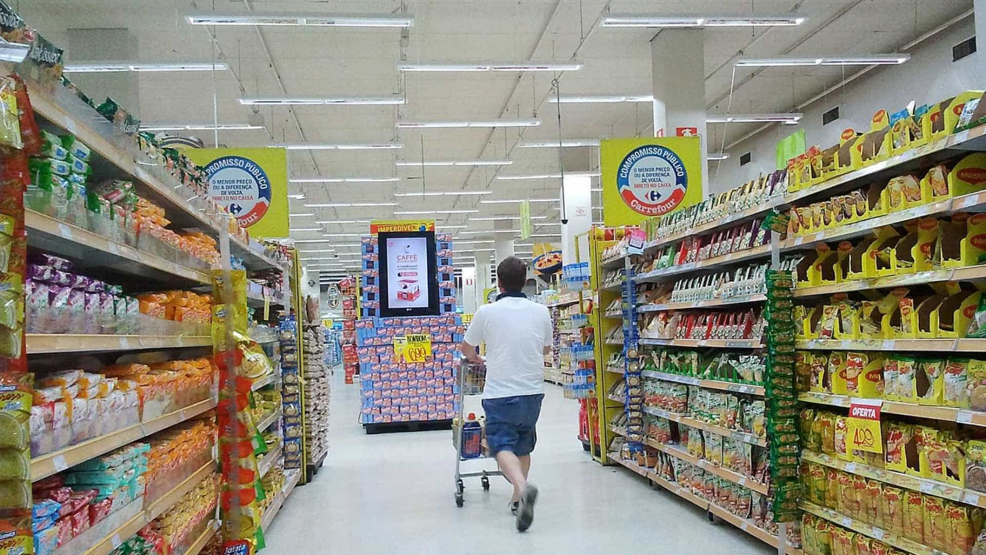Inflação ao consumidor sobe 1,7% na preliminar de abril