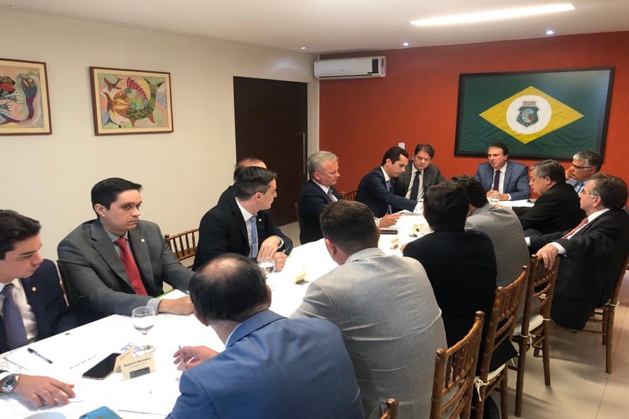 Governador Camilo Santana se reúne com bancada federal do Ceará em Brasília