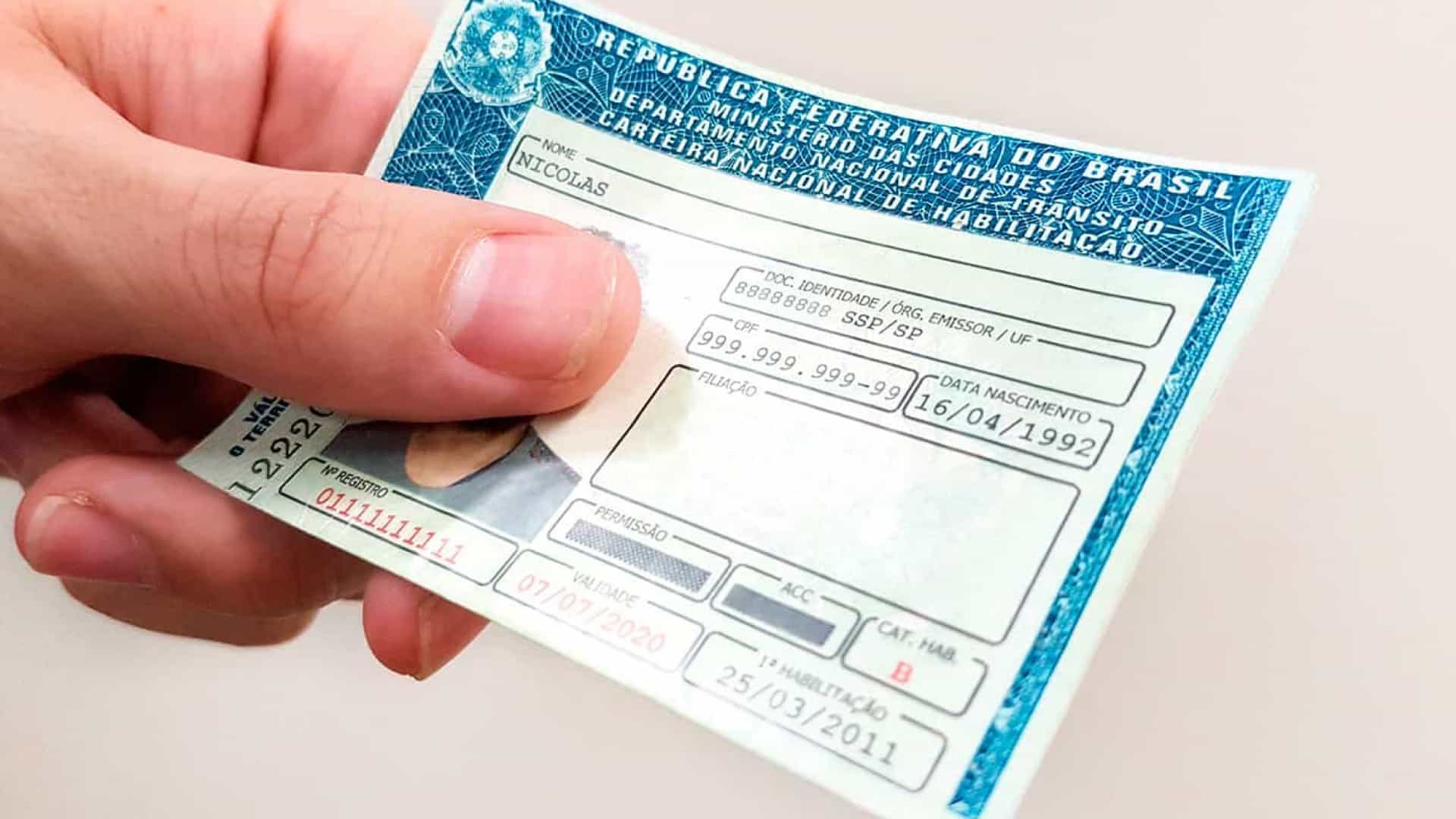 Veja mudanças no Código de Trânsito Brasileiro propostas por Bolsonaro