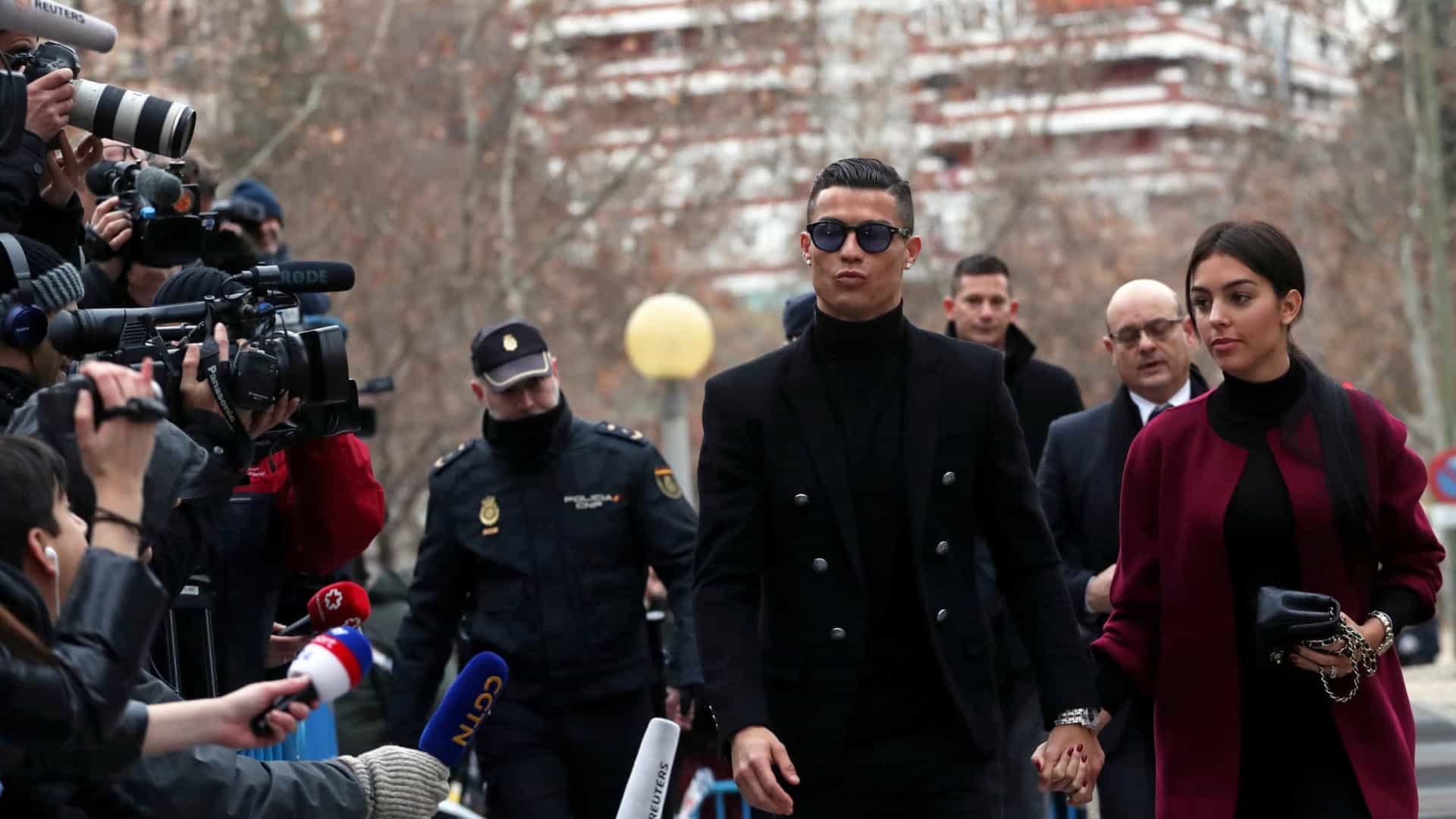 Katheryn Mayorga retira queixa de estupro contra Cristiano Ronaldo