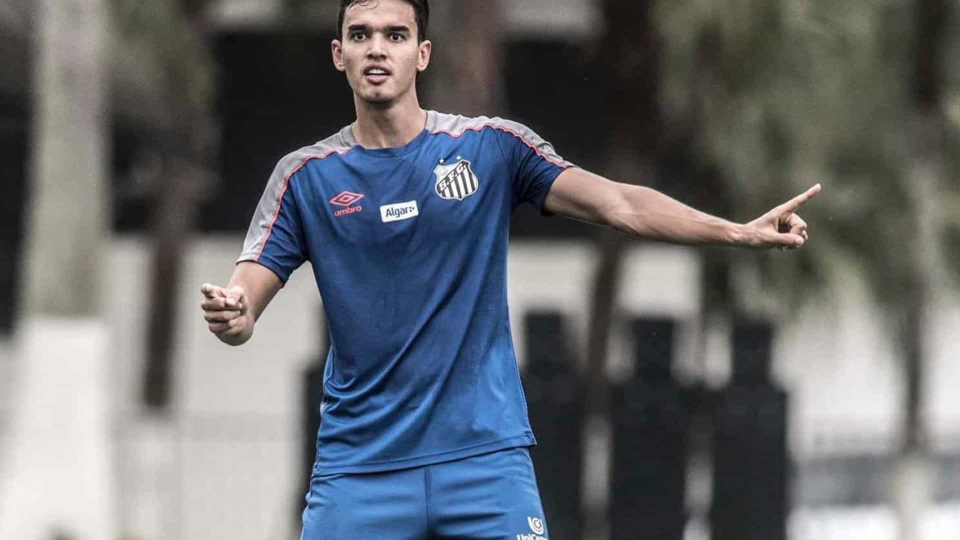 Aguilar diz que protestos da torcida santista ‘não surpreenderam’