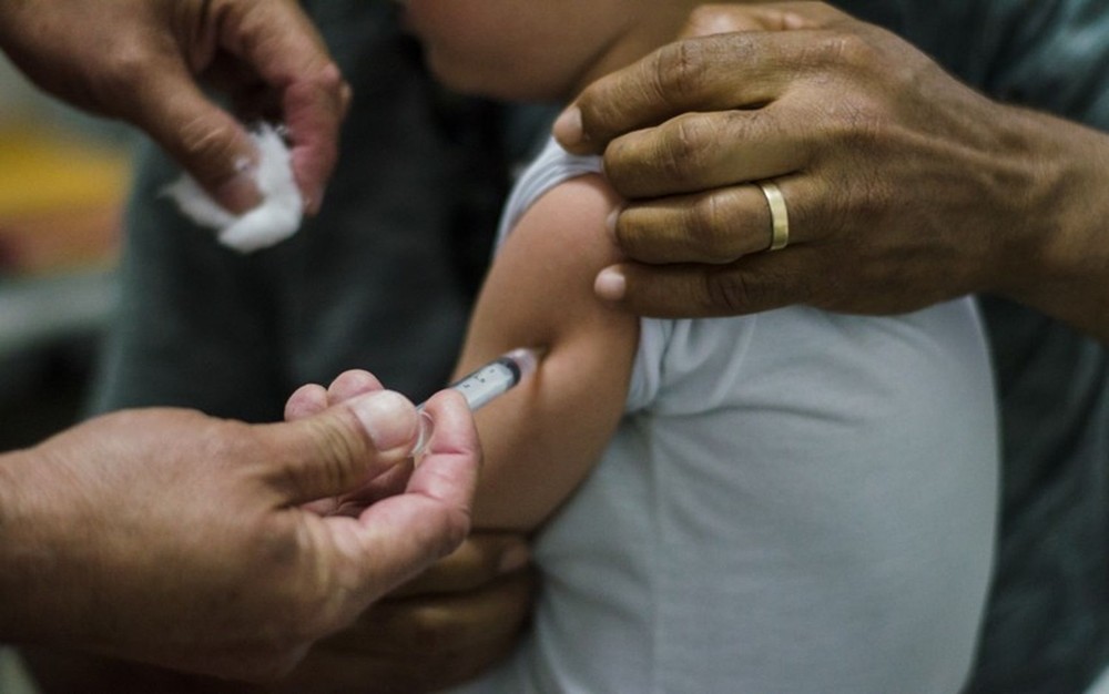 Vacina contra gripe é disponibilizada para toda população, em João Pessoa