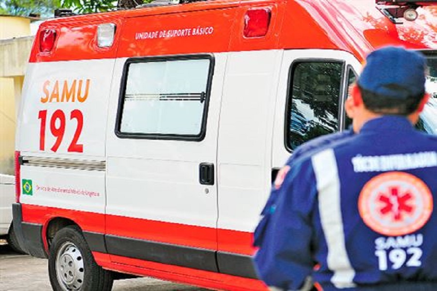 Mulher esfaqueia companheiro no pescoço, mão e genitália na zona rural de Juazeiro do Norte