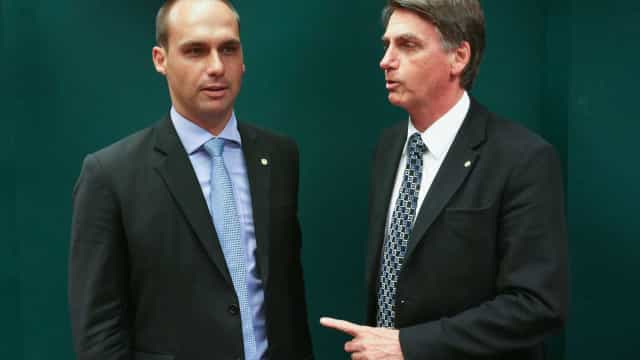 Bolsonaro acredita que Senado irá aprovar Eduardo como embaixador