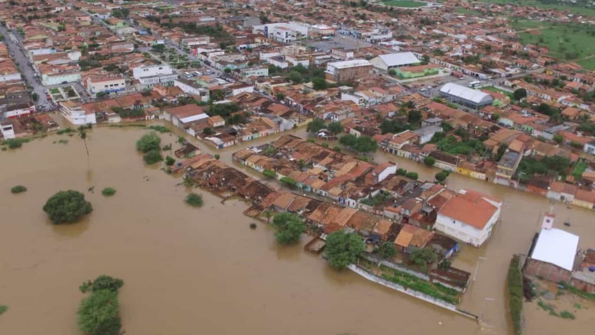Órgão estadual responsável por barragem na Bahia nega rompimento