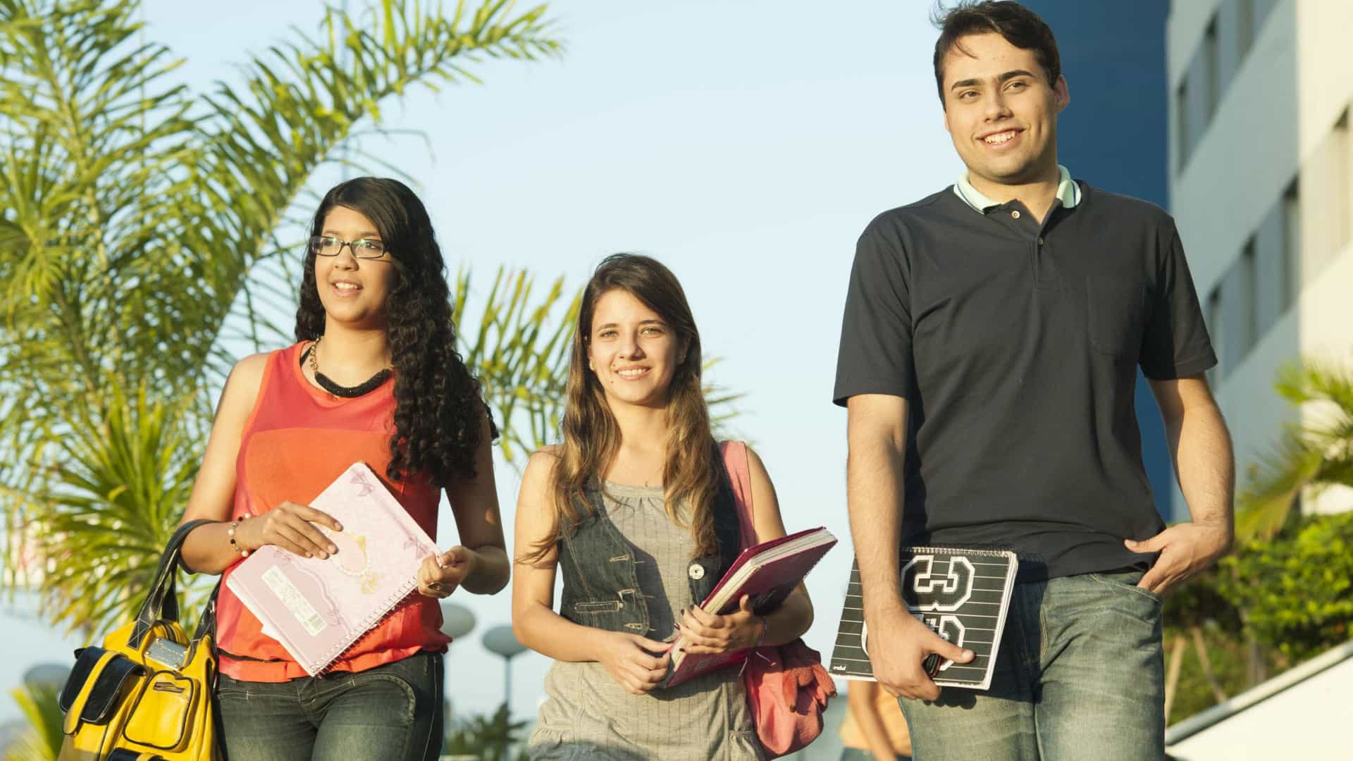 Inscrições para o Fies do segundo semestre terminam nesta segunda