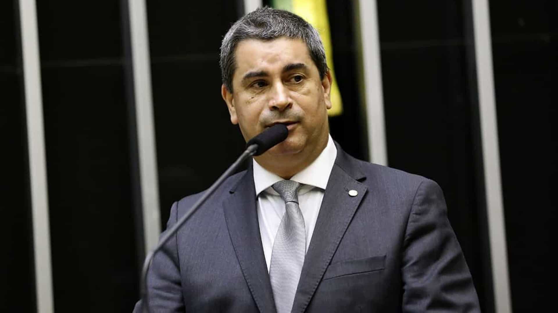 Parte da bancada de policiais do PSL ameaça não votar reforma