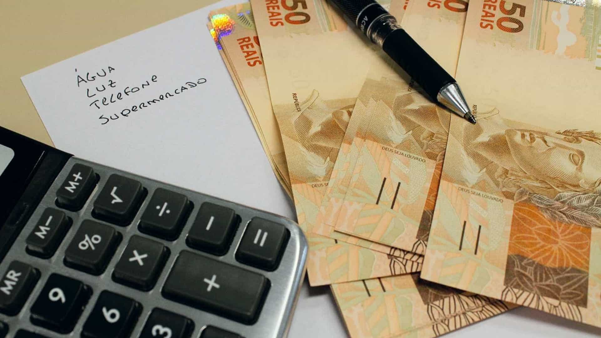 Mercado reduz estimativa de crescimento da economia para 0,85%
