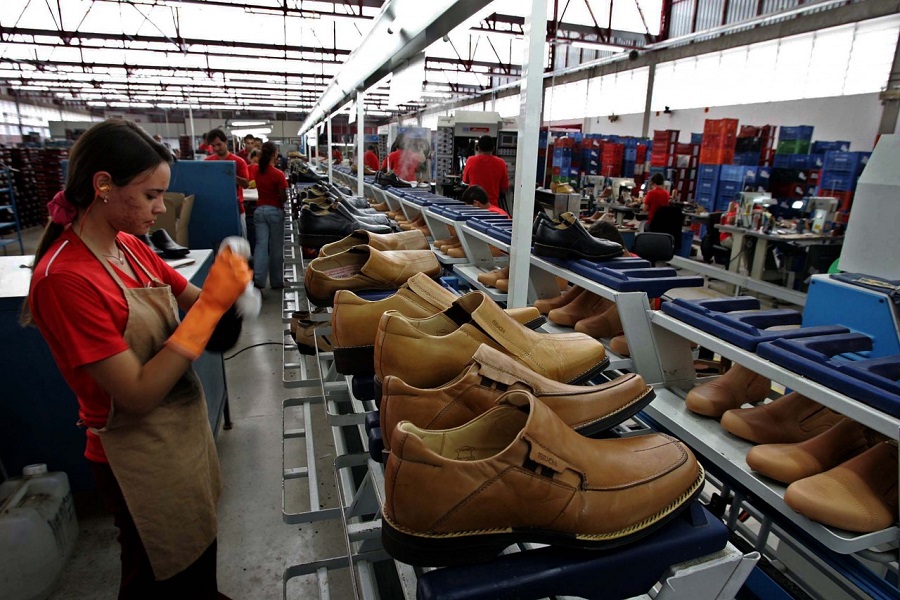 Ampliação de indústria calçadista vai gerar 500 empregos diretos no Ceará