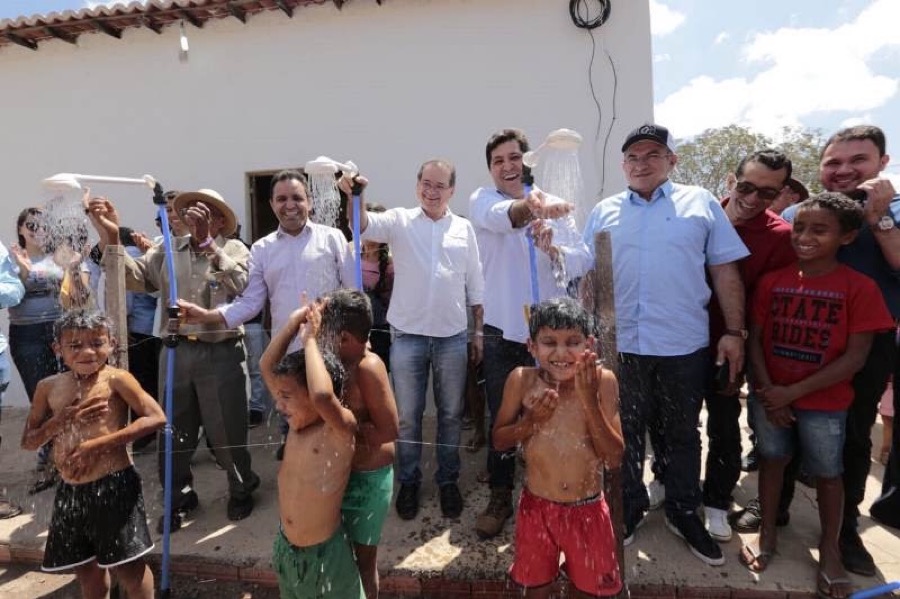 Sistema de Abastecimento de Água é entregue às famílias da comunidade rural do Engenho da Serra em Crato-CE