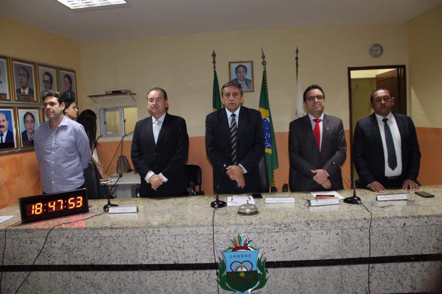Câmara do Crato abre segundo semestre e prefeito destaca investimento de R$140 milhões na cidade