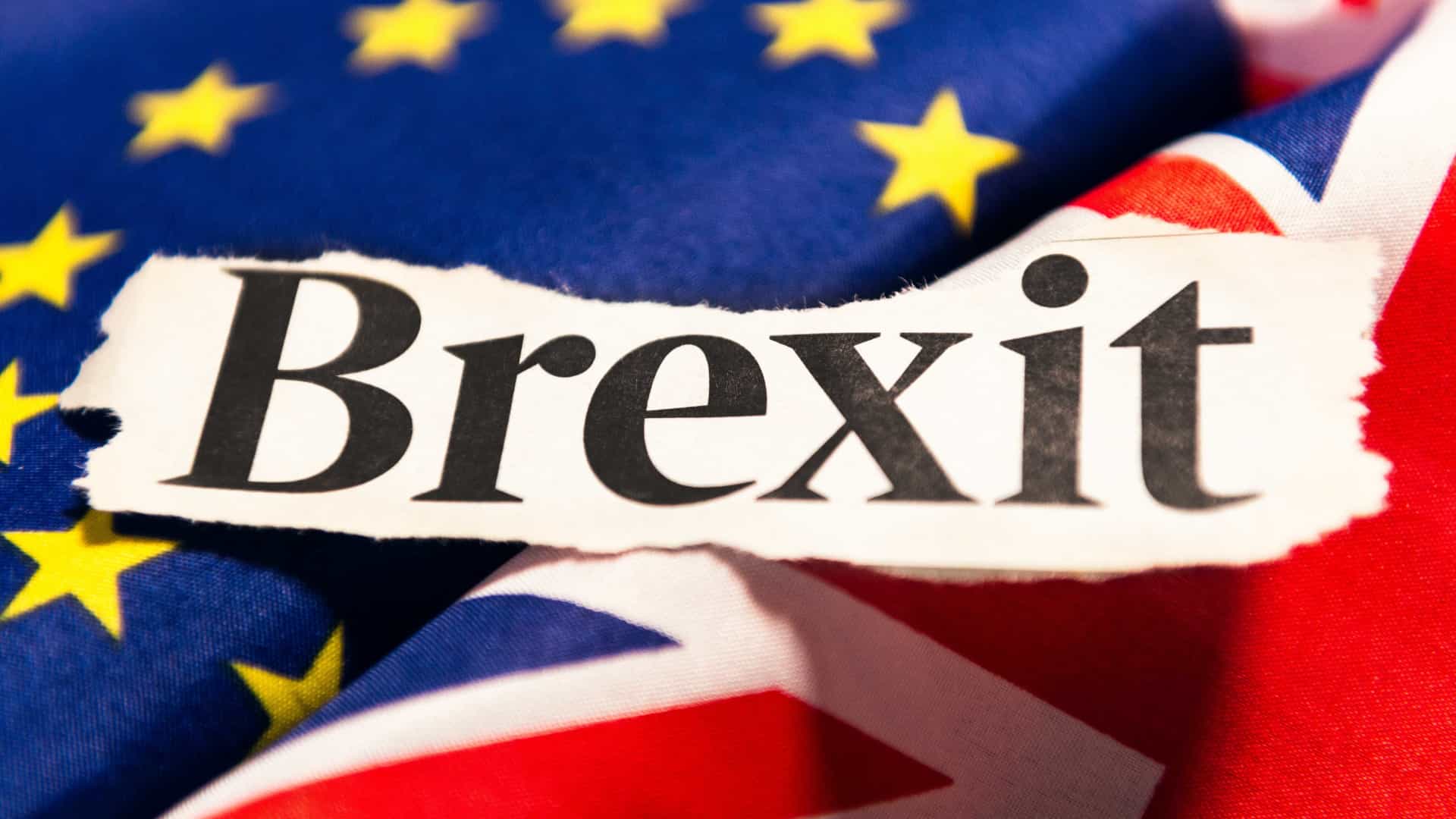 Guerra comercial e brexit elevam temores de recessão mundial