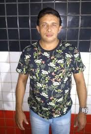 Cantor Paulynho Paixão é preso após denúncia de agressão contra a esposa no MA